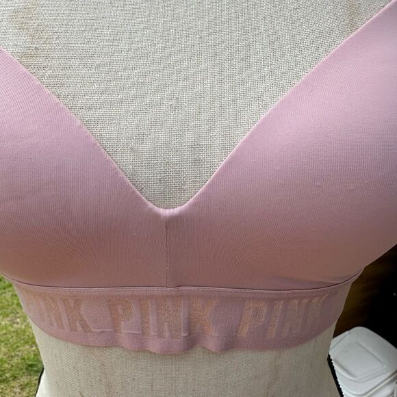 Pink Wireless Bra - Picture 2 of 4